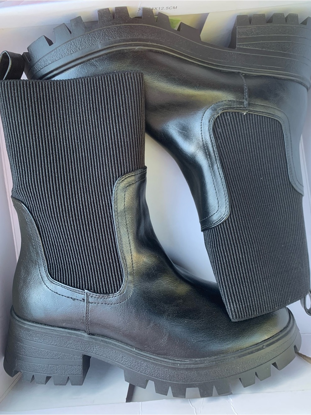 NWOT Rebecca Minkoff Black Chunky Lug  Boots